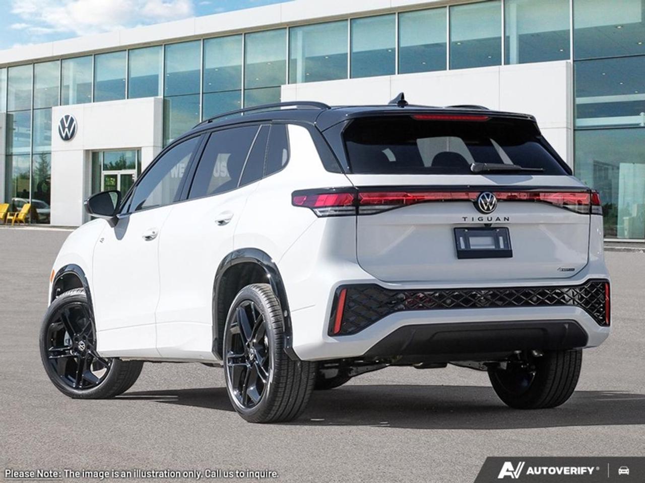 2026 Volkswagen Tiguan Comfortline R-Line Black Edition Photo