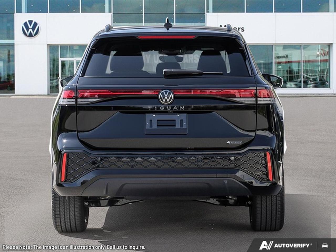 2026 Volkswagen Tiguan Comfortline R-Line Black Edition Photo4