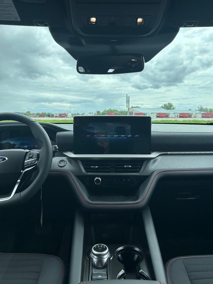 2026 Ford Explorer ST-LINE 4WD 300A Photo5