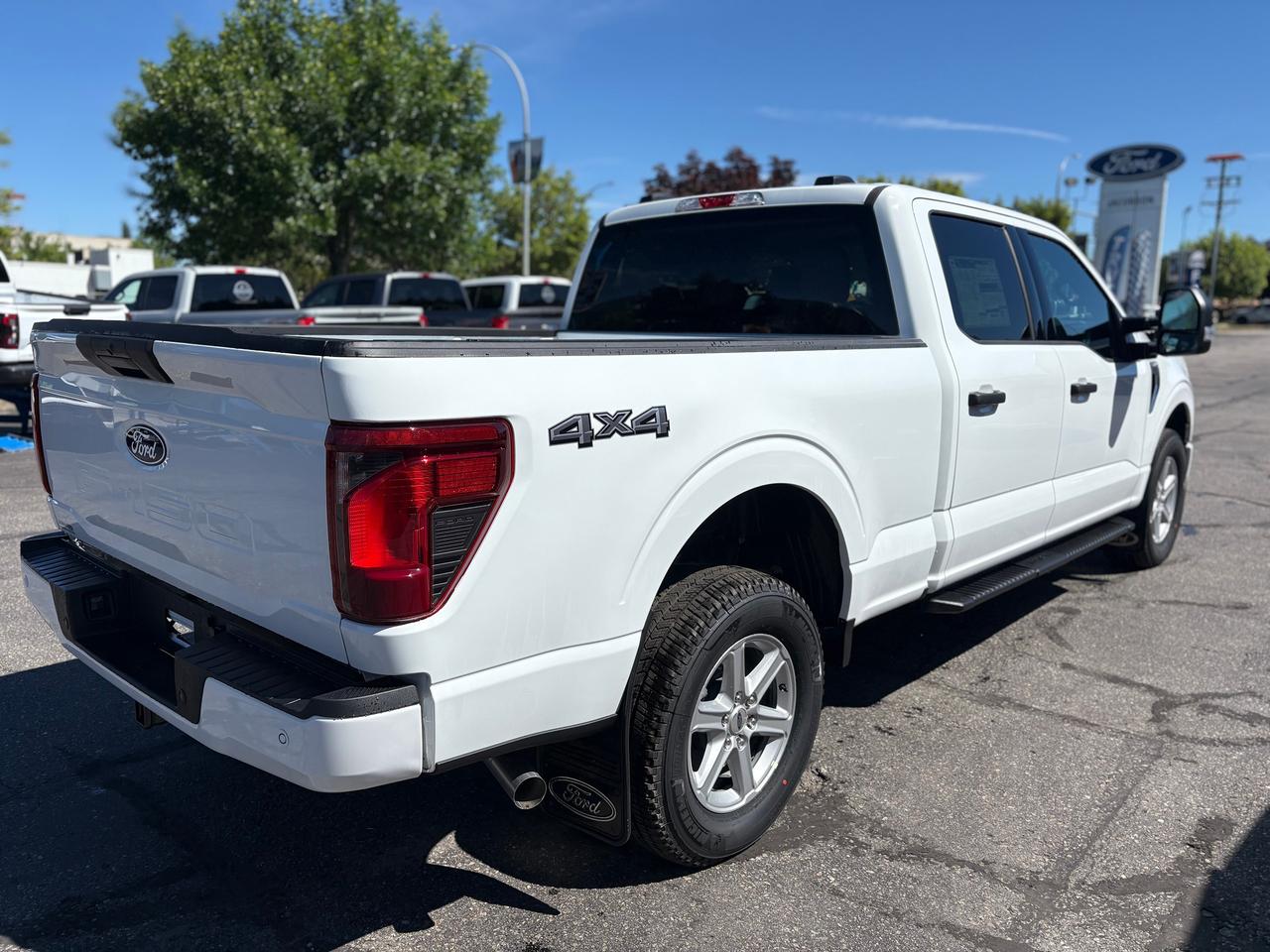 2026 Ford F-150 XLT Photo4