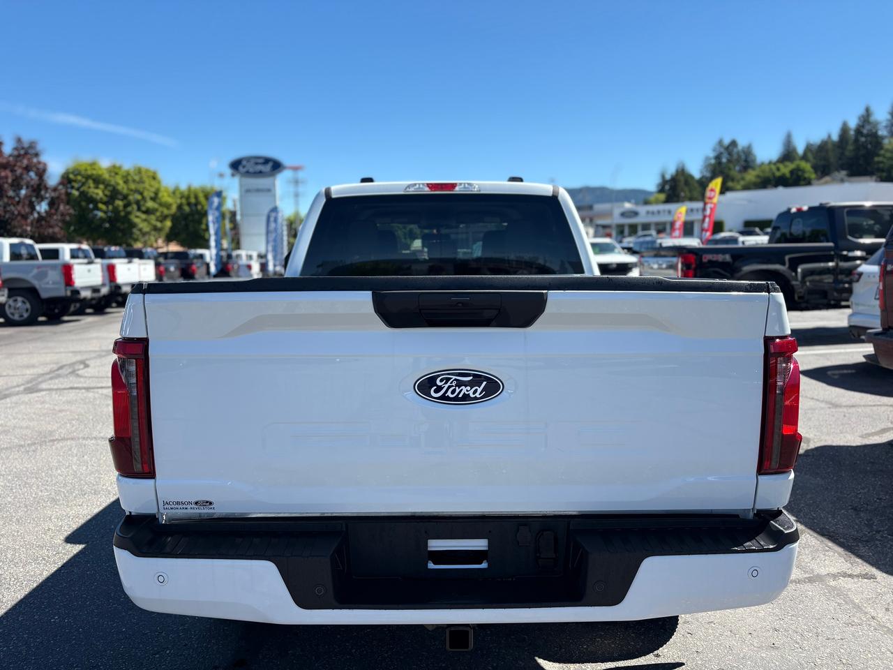 2026 Ford F-150 XLT Photo3