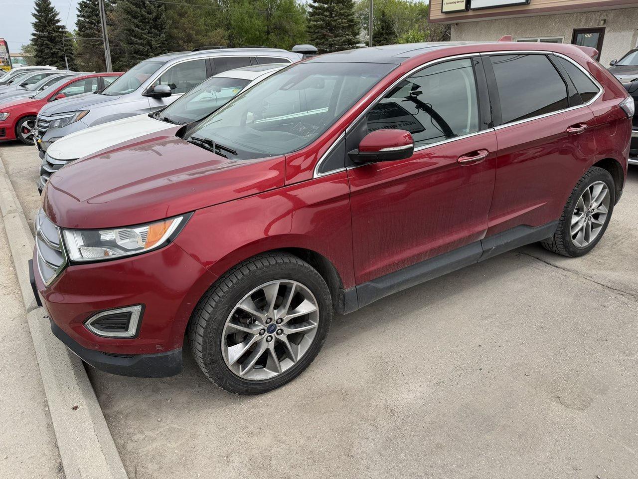 Used 2015 Ford Edge Titanium - Top of the line - all options - FWD Suv  4 cyl  direct from BC for sale in West Saint Paul, MB