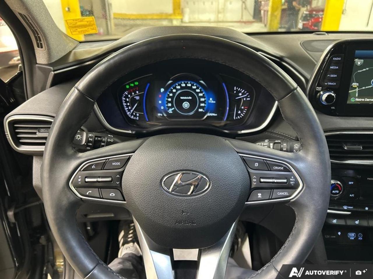 2019 Hyundai Santa Fe 2.0T Ultimate AWD  - Navigation Photo