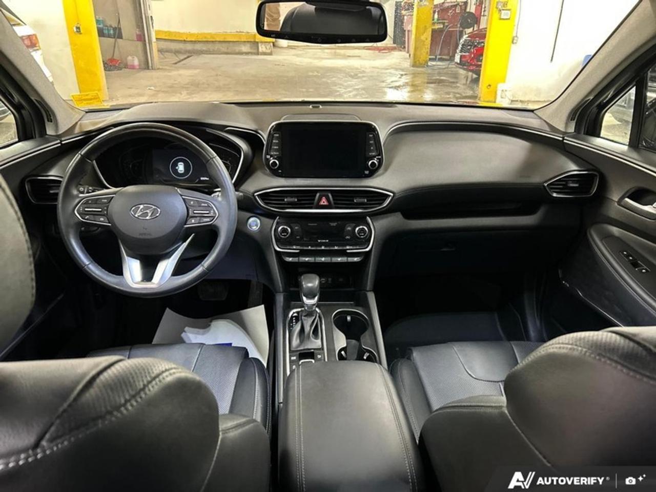 2019 Hyundai Santa Fe 2.0T Ultimate AWD  - Navigation Photo