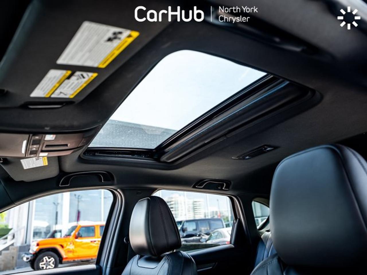 2019 Mazda CX-5 Signature AWD Sunroof Heated & Vented Seats Navi Apple CarPlay Android Auto Photo