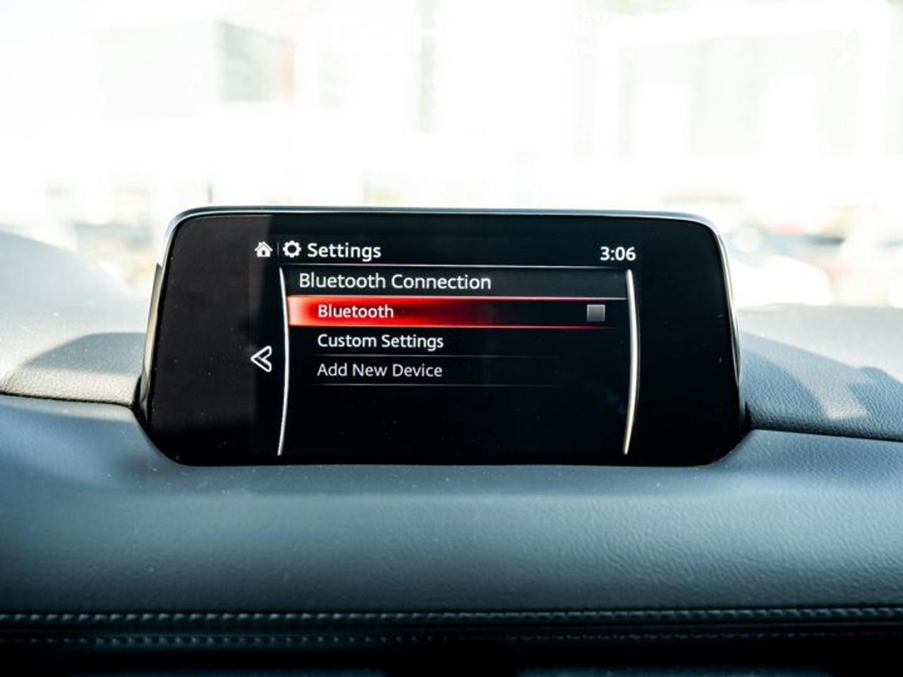 2019 Mazda CX-5 Signature AWD Sunroof Heated & Vented Seats Navi Apple CarPlay Android Auto Photo