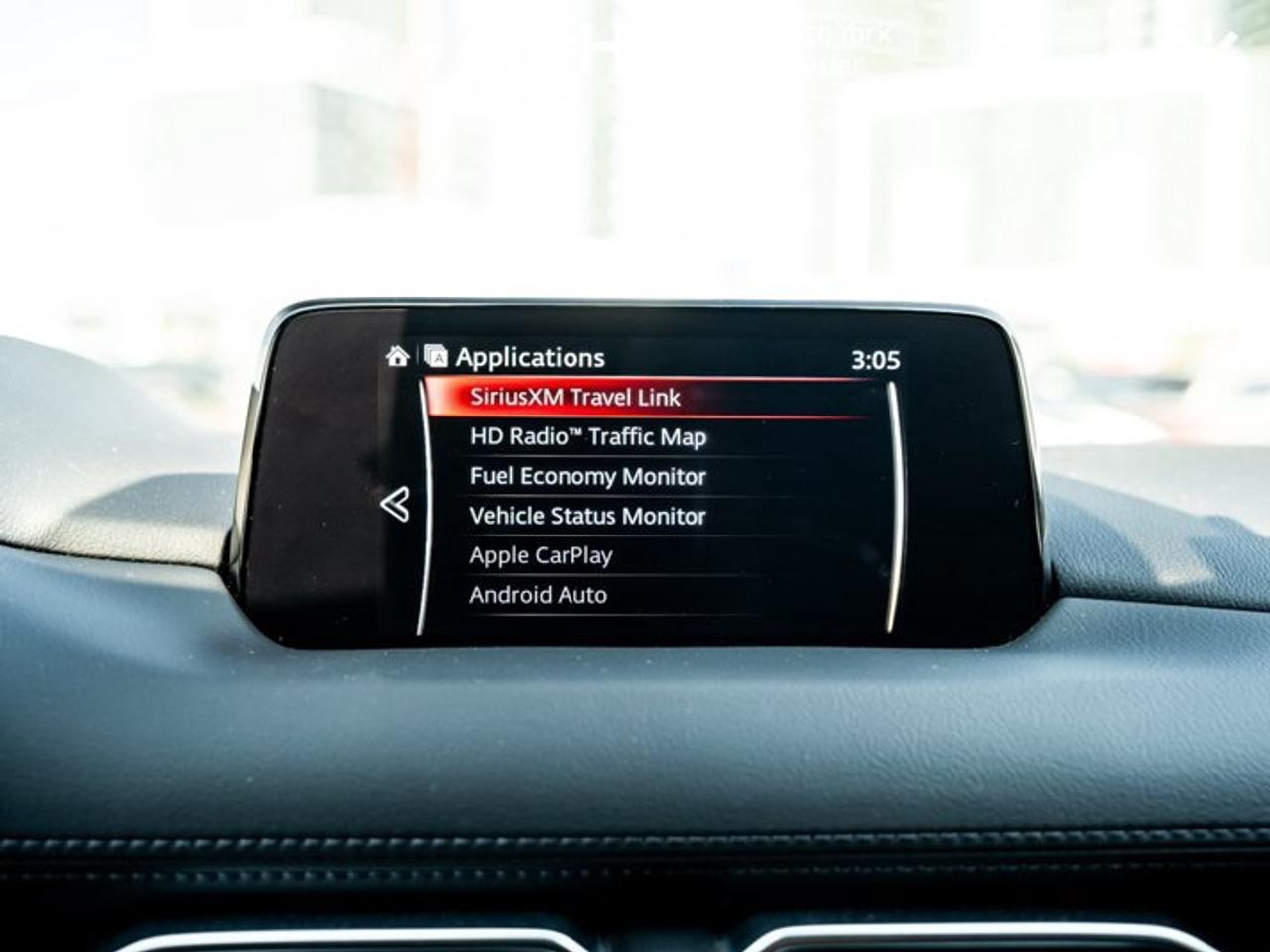 2019 Mazda CX-5 Signature AWD Sunroof Heated & Vented Seats Navi Apple CarPlay Android Auto Photo