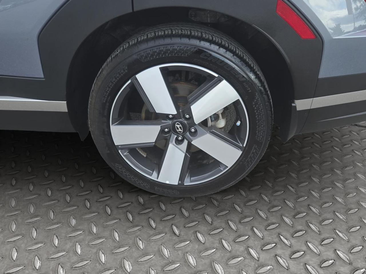 2025 Hyundai Santa Fe Hybrid PREFERRED Photo