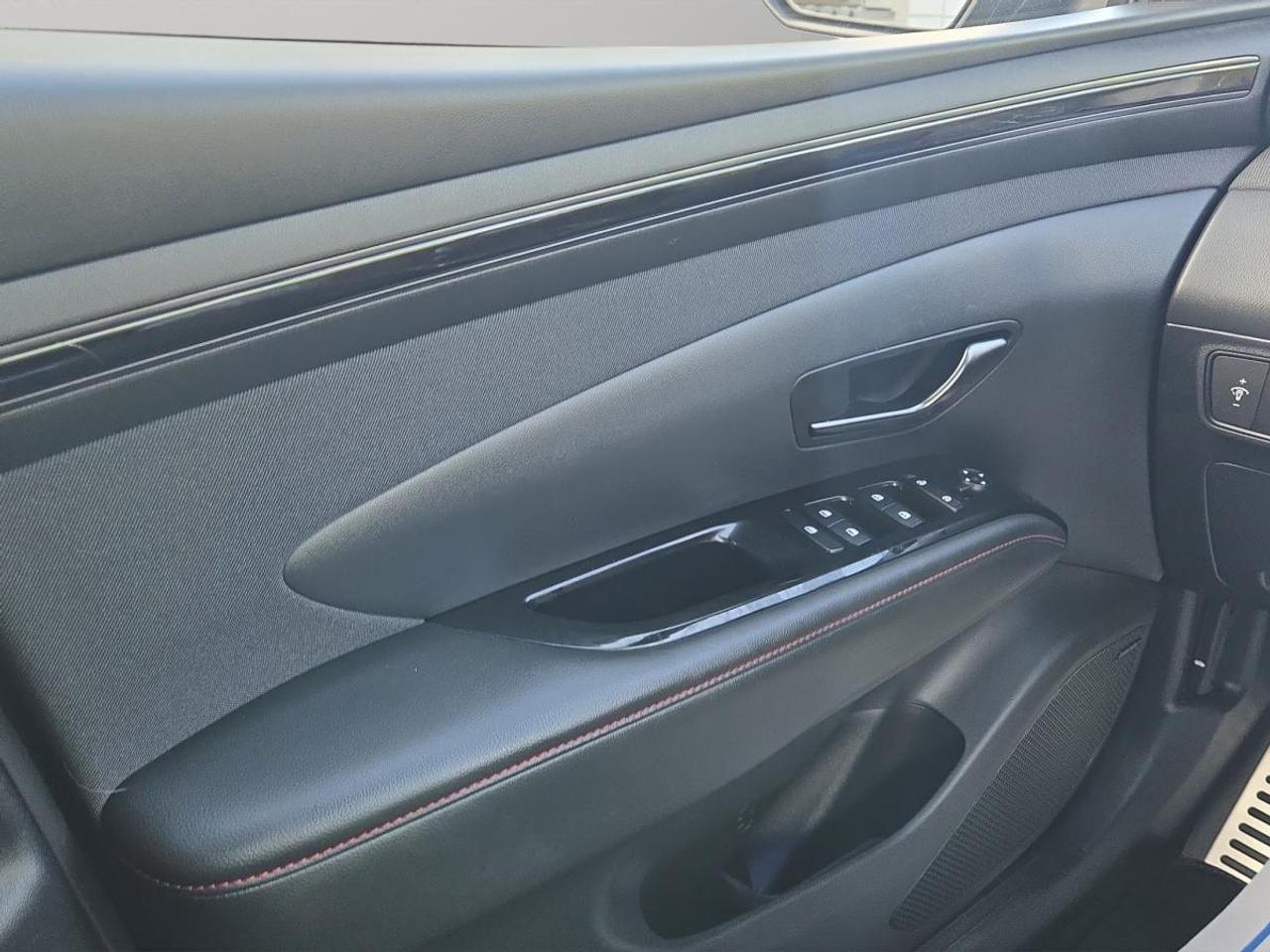2024 Hyundai Tucson Hybrid N-LINE Photo