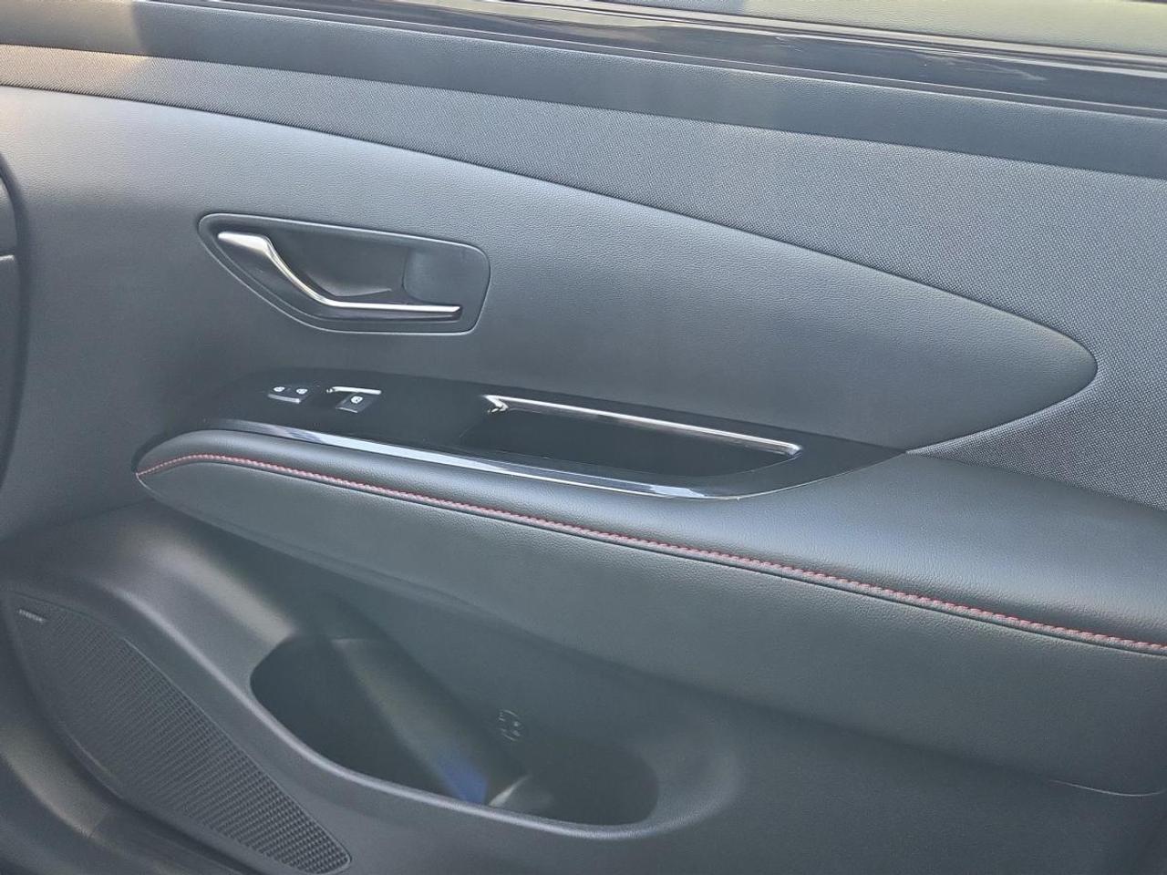 2024 Hyundai Tucson Hybrid N-LINE Photo