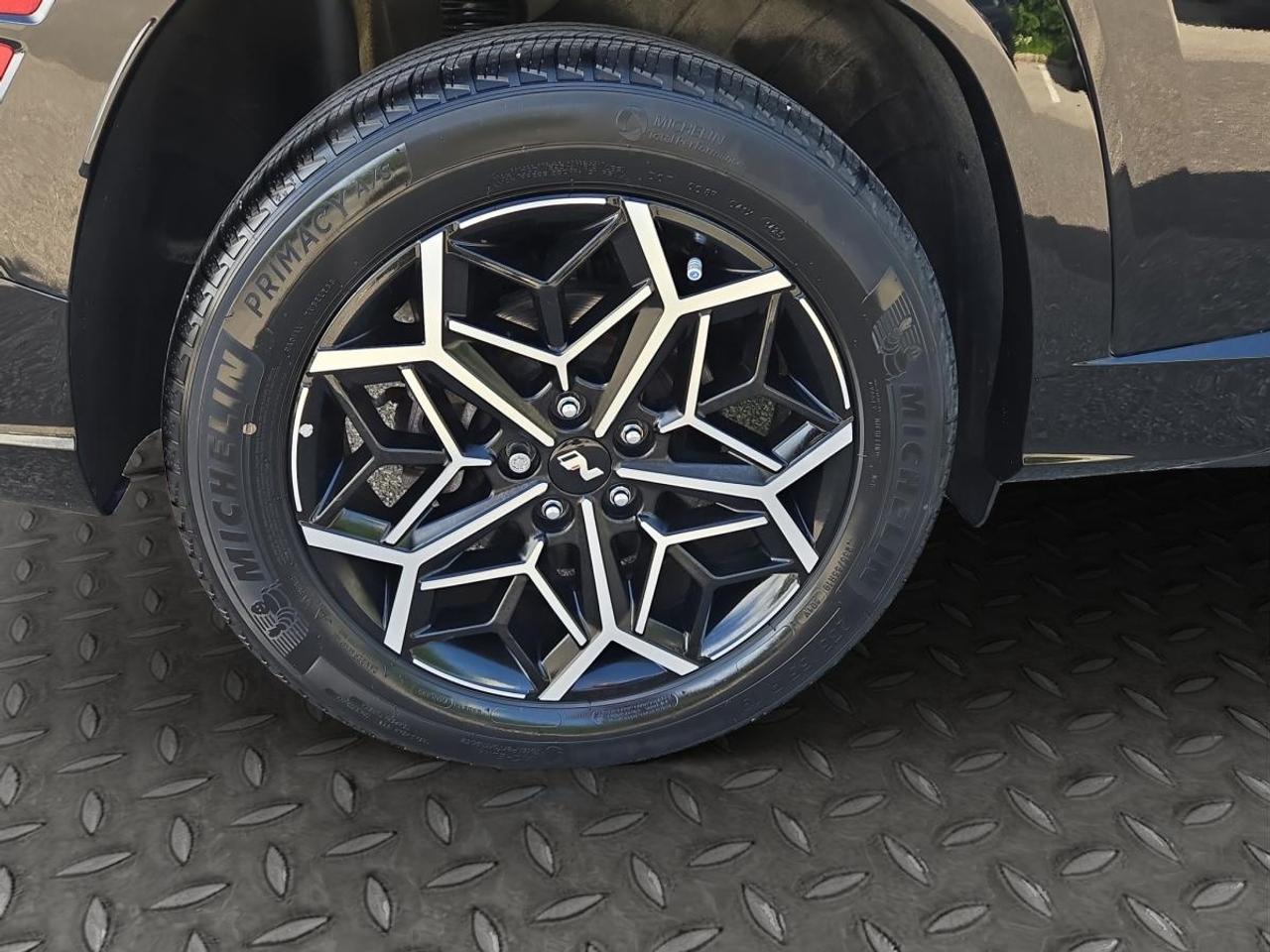 2024 Hyundai Tucson Hybrid N-LINE Photo