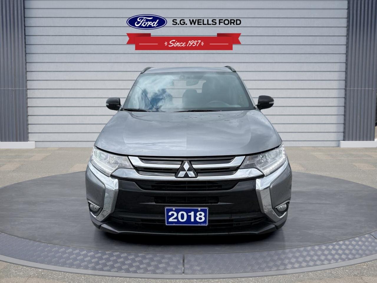 2018 Mitsubishi Outlander SE Photo