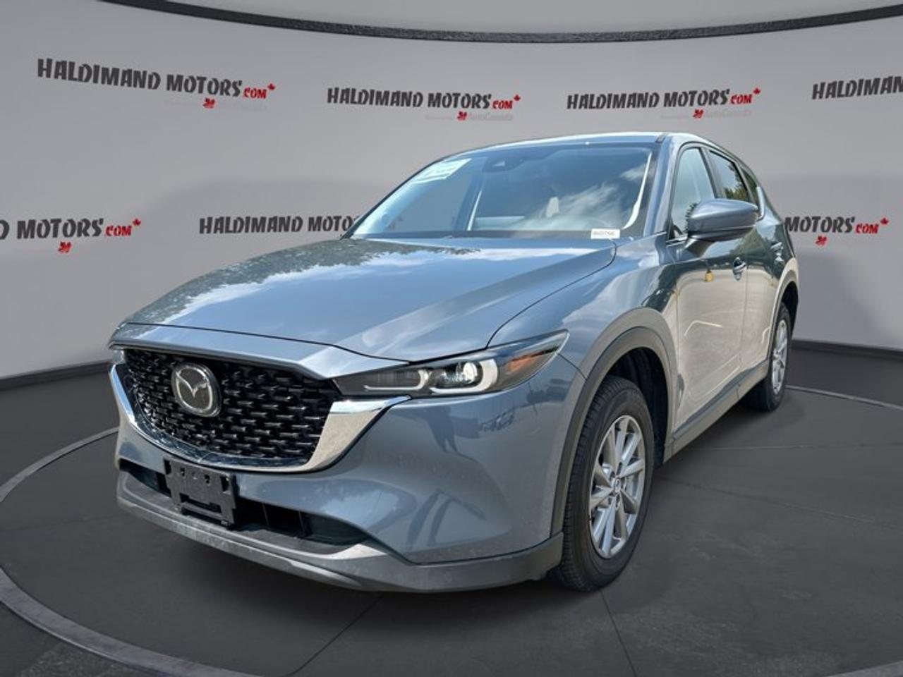 2025 Mazda CX-5 GS AWD | No Accidents | Leather Seats | Heated Steering Photo