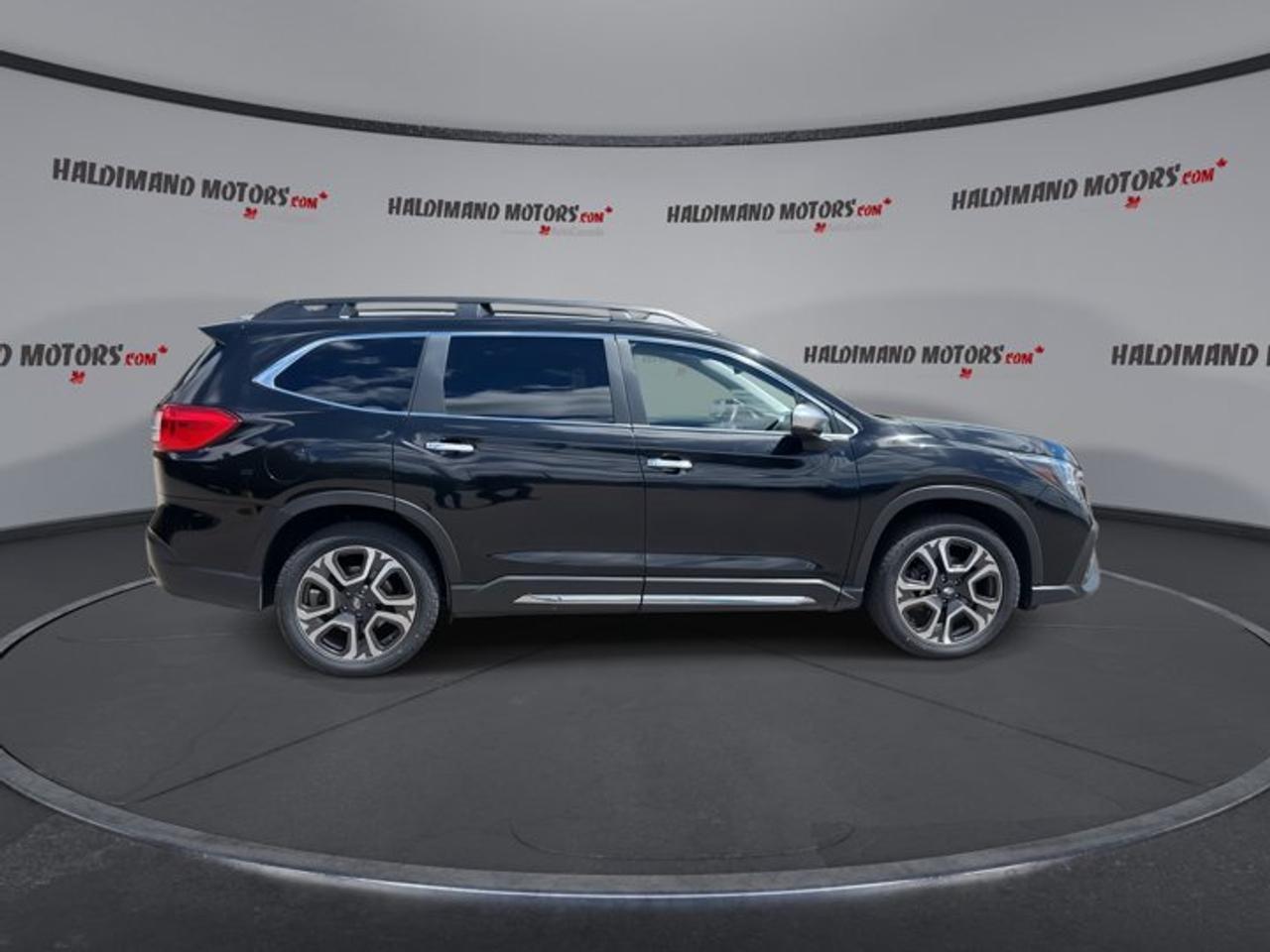 2024 Subaru ASCENT Premier | No Accidents | 360 Camera | Vent. Front Seats Photo
