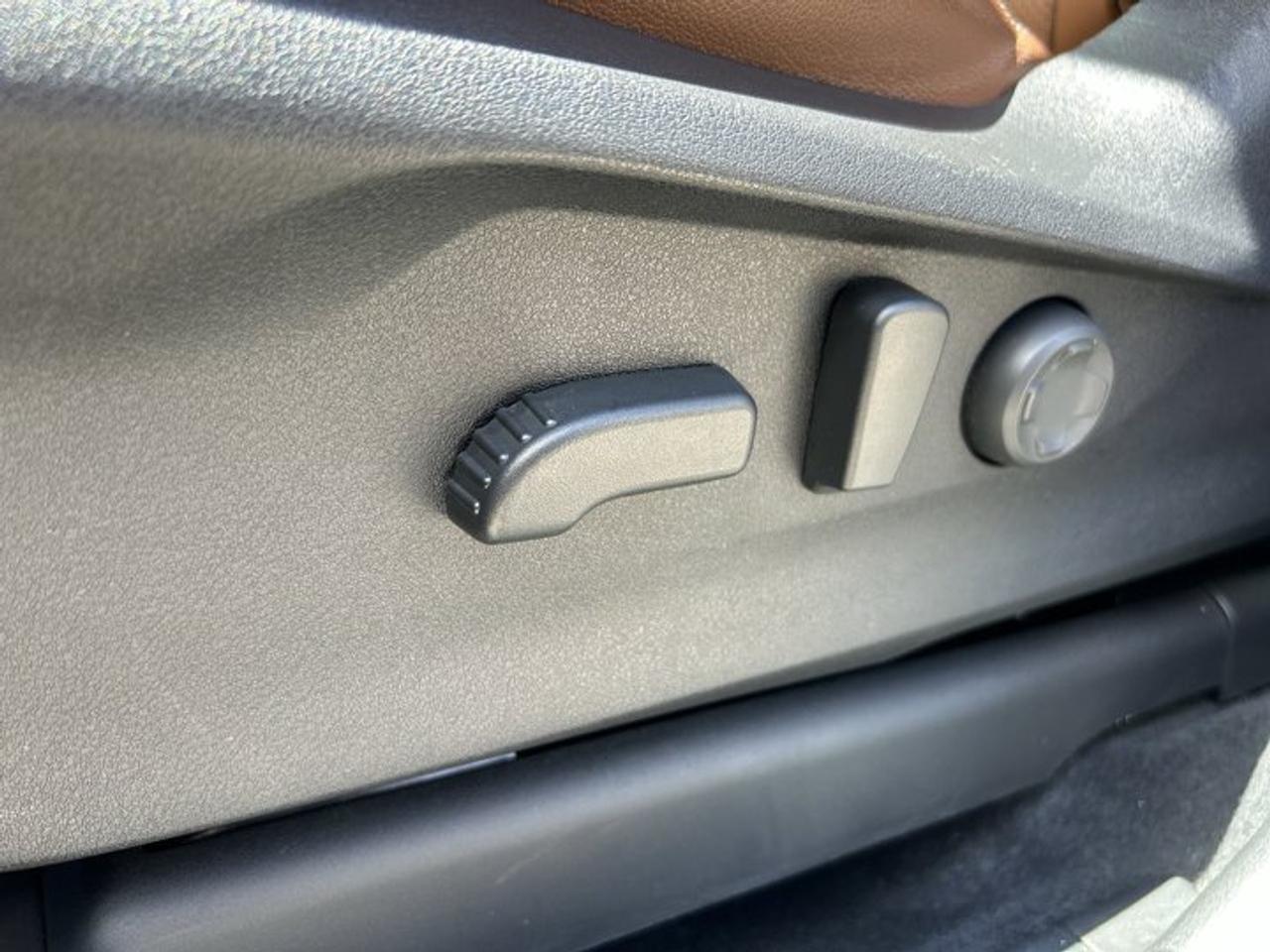 2024 Subaru ASCENT Premier | No Accidents | 360 Camera | Vent. Front Seats Photo