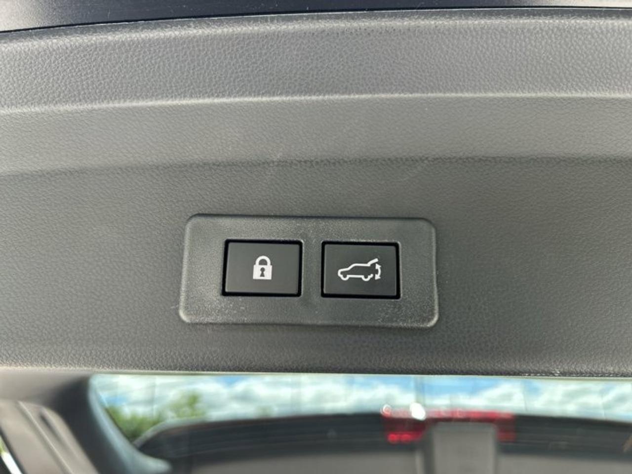 2024 Subaru ASCENT Premier | No Accidents | 360 Camera | Vent. Front Seats Photo