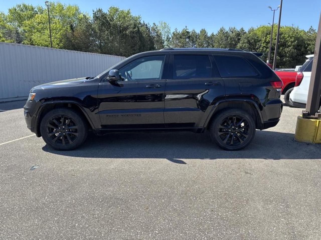 2021 Jeep Grand Cherokee Altitude 4x4 | Heated Steering Photo