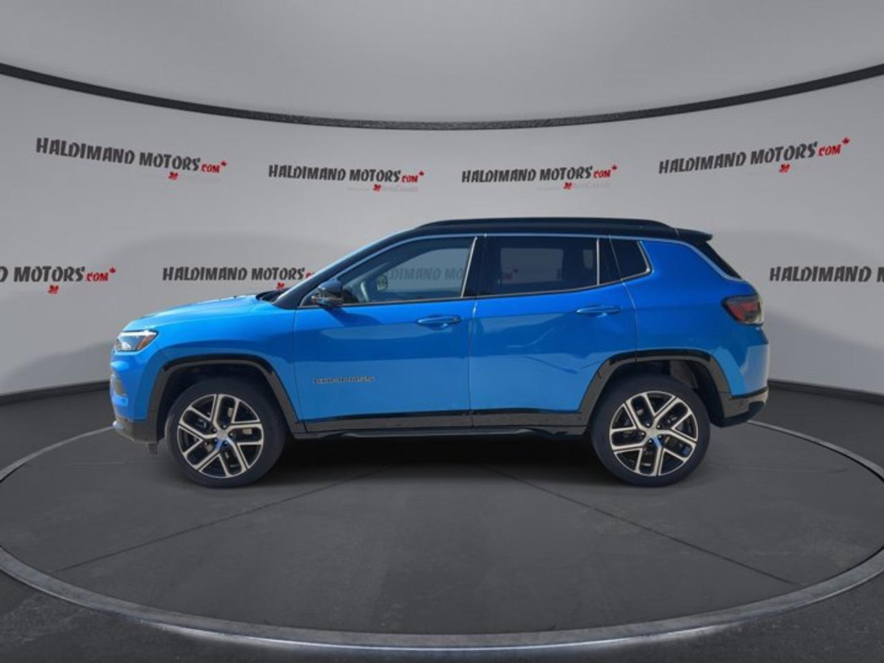 2024 Jeep Compass Limited 4x4 | No Accidents | Leather Seats | Vent. Front Seats Photo