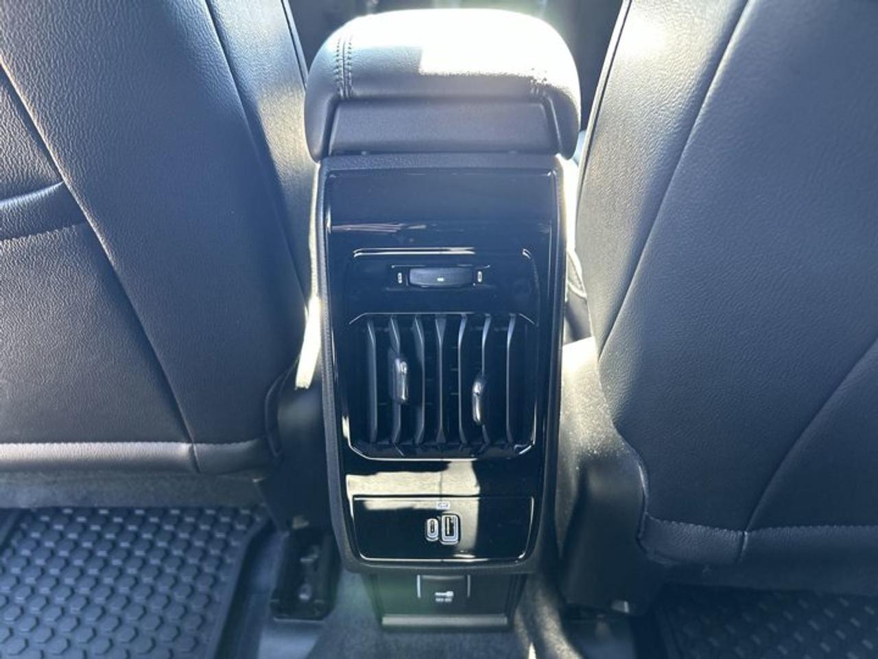 2024 Jeep Compass Limited 4x4 | No Accidents | Leather Seats | Vent. Front Seats Photo
