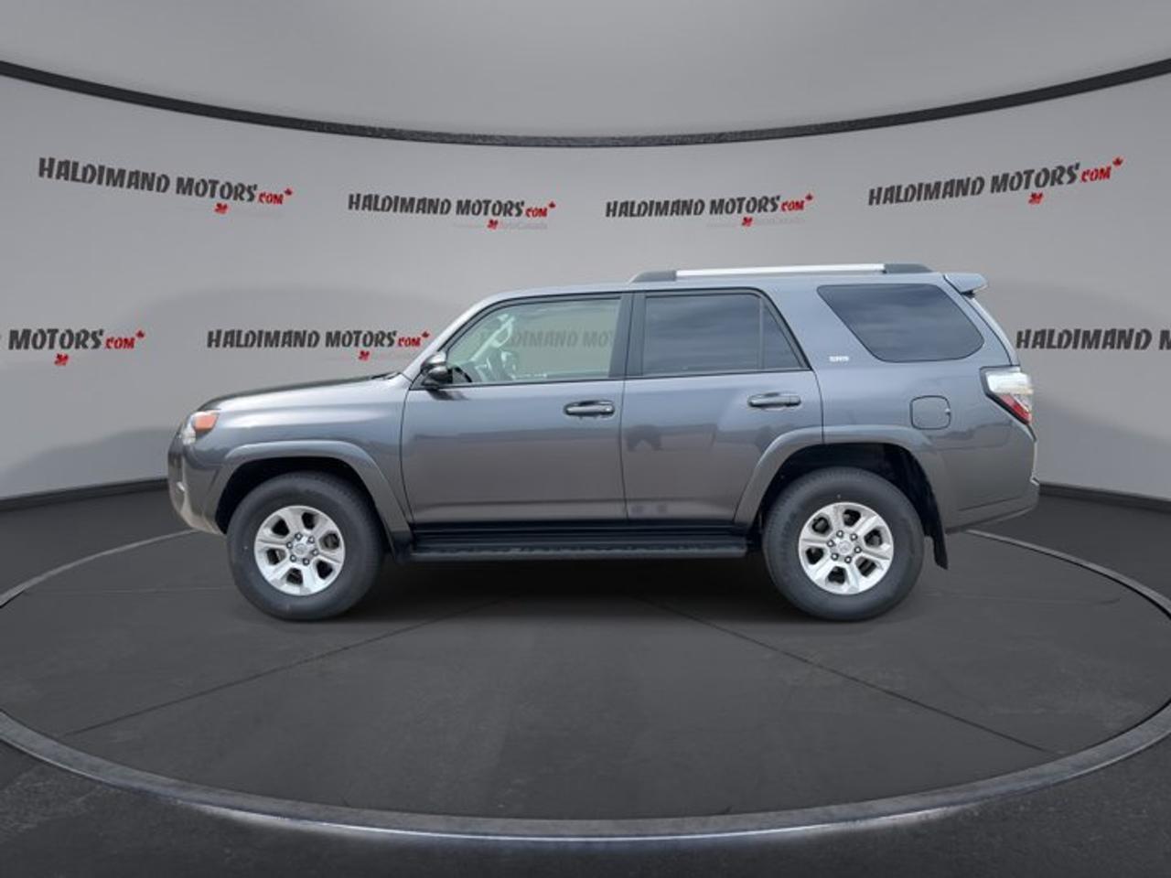2023 Toyota 4Runner SR5 4WD | No Accidents | Leather Seats | Heated Steering Photo