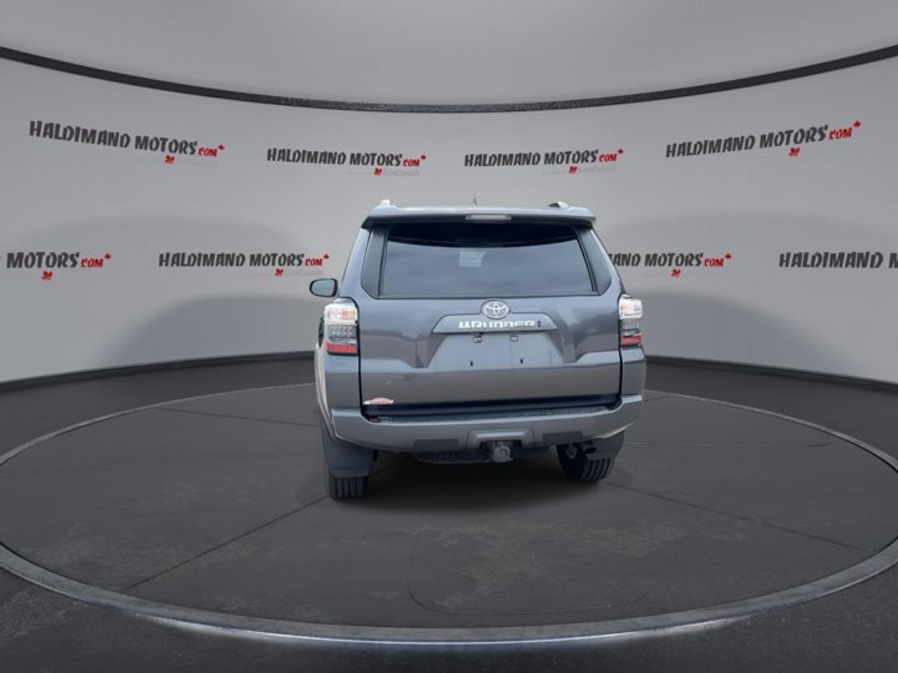 2023 Toyota 4Runner SR5 4WD | No Accidents | Leather Seats | Heated Steering Photo