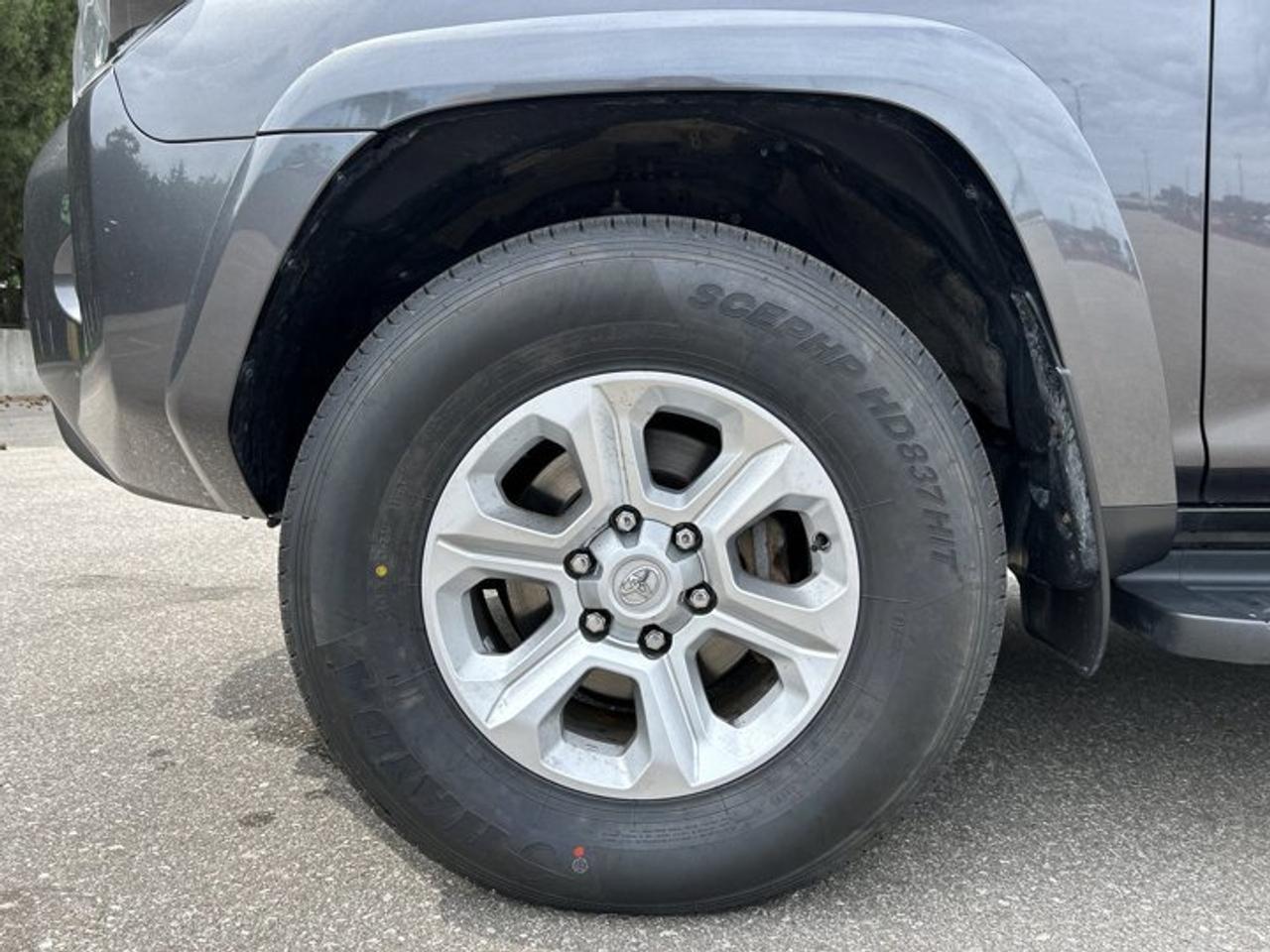 2023 Toyota 4Runner SR5 4WD | No Accidents | Leather Seats | Heated Steering Photo