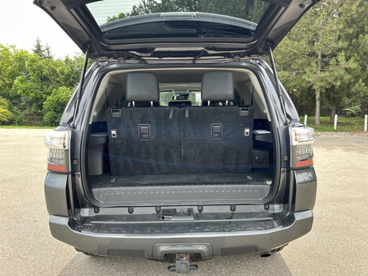 2023 Toyota 4Runner SR5 4WD | No Accidents | Leather Seats | Heated Steering Photo