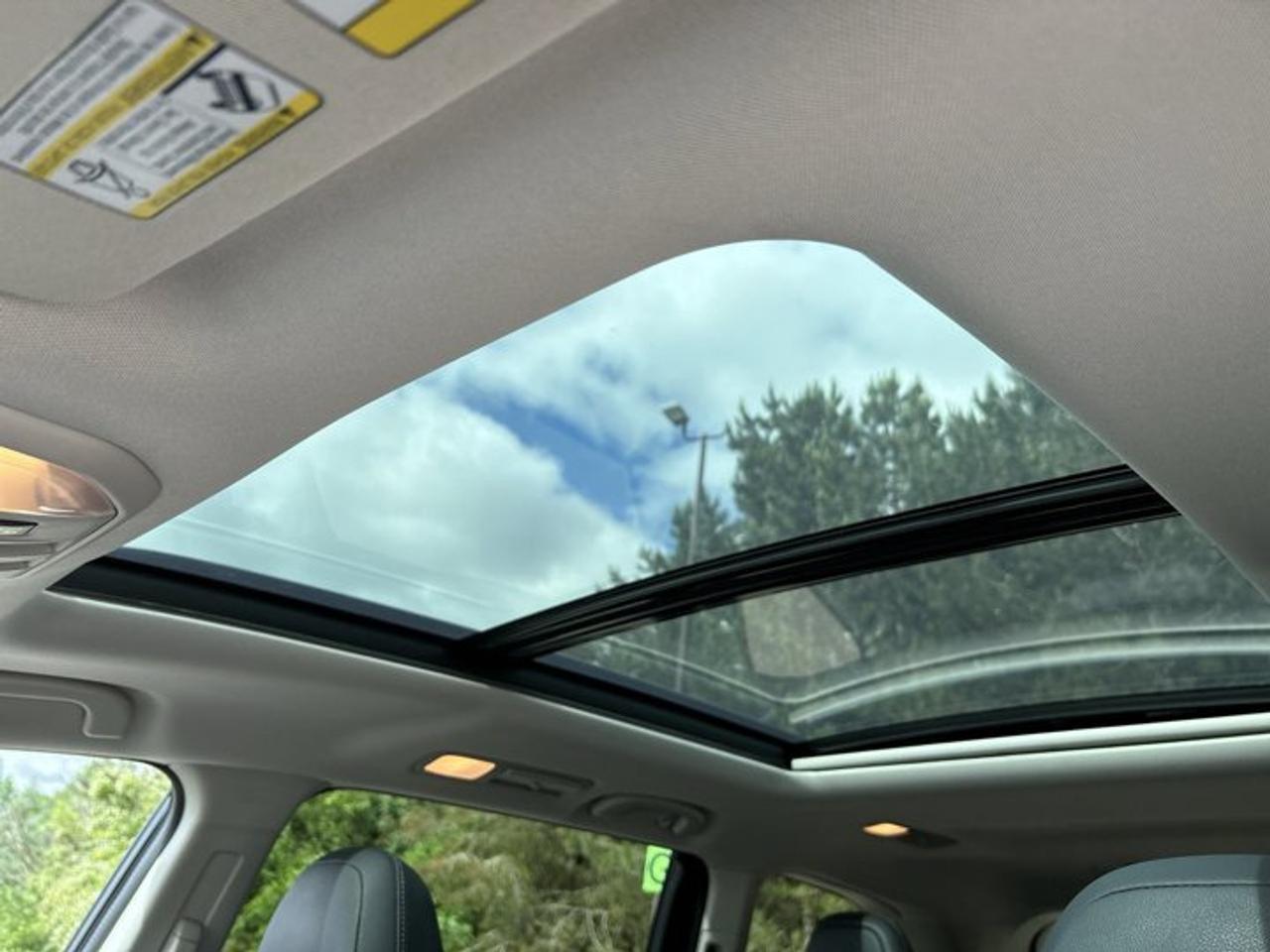 2021 Subaru ASCENT Touring | No Accidents | Panoramic Sunroof | Vent. Front Seats Photo