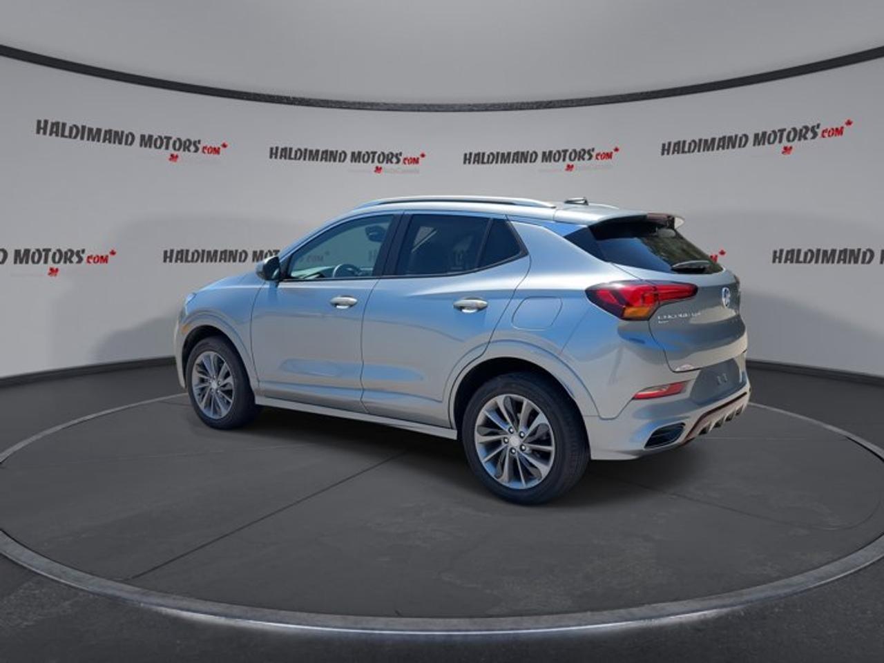2023 Buick Encore GX Preferred AWD | No Accidents Photo