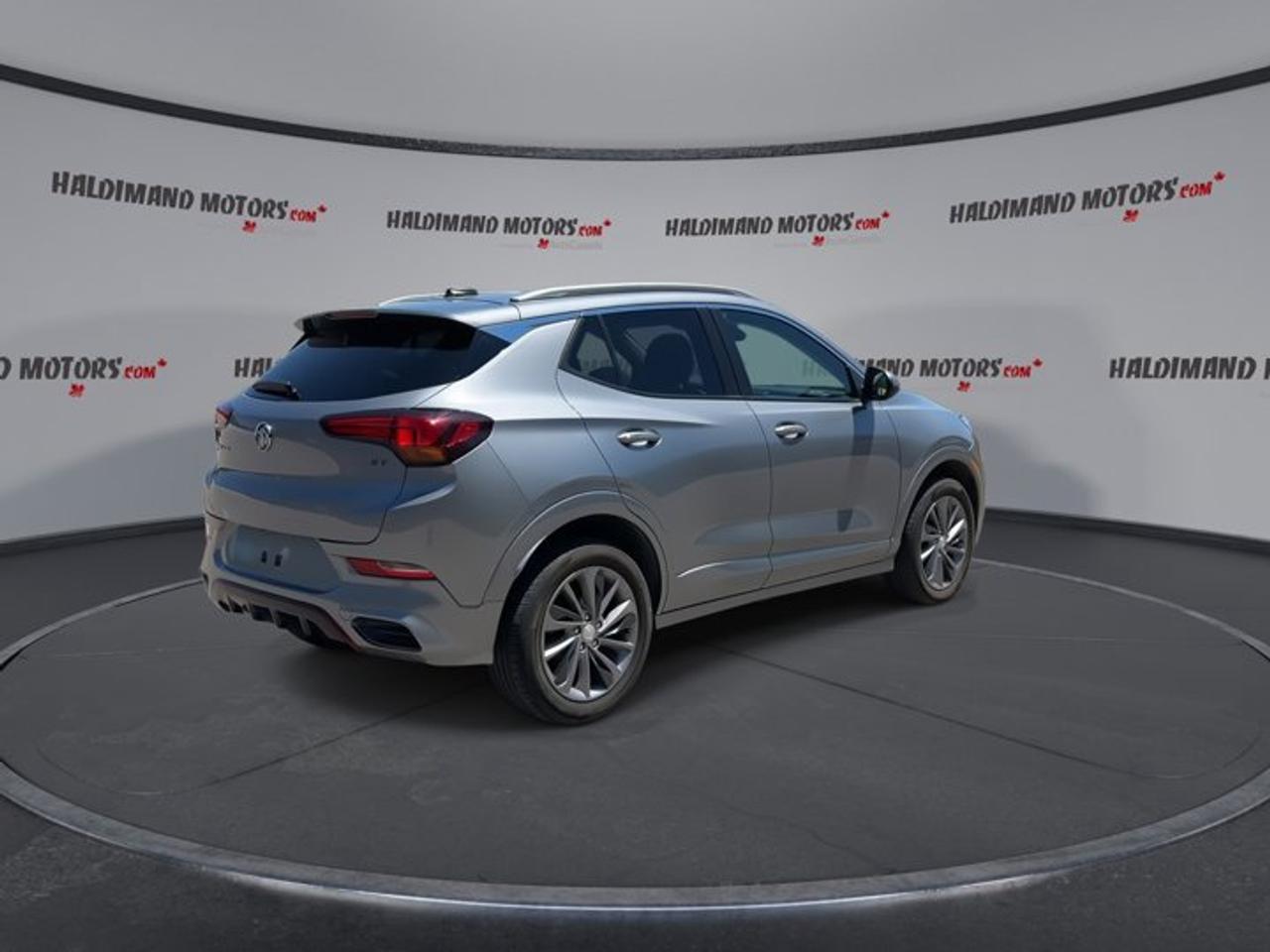2023 Buick Encore GX Preferred AWD | No Accidents Photo