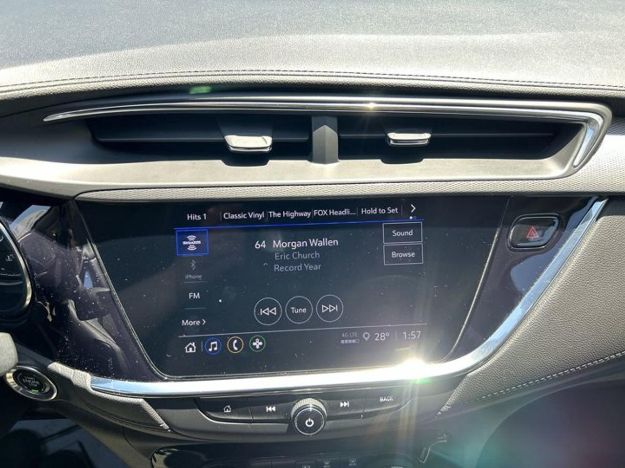 2023 Buick Encore GX Preferred AWD | No Accidents Photo
