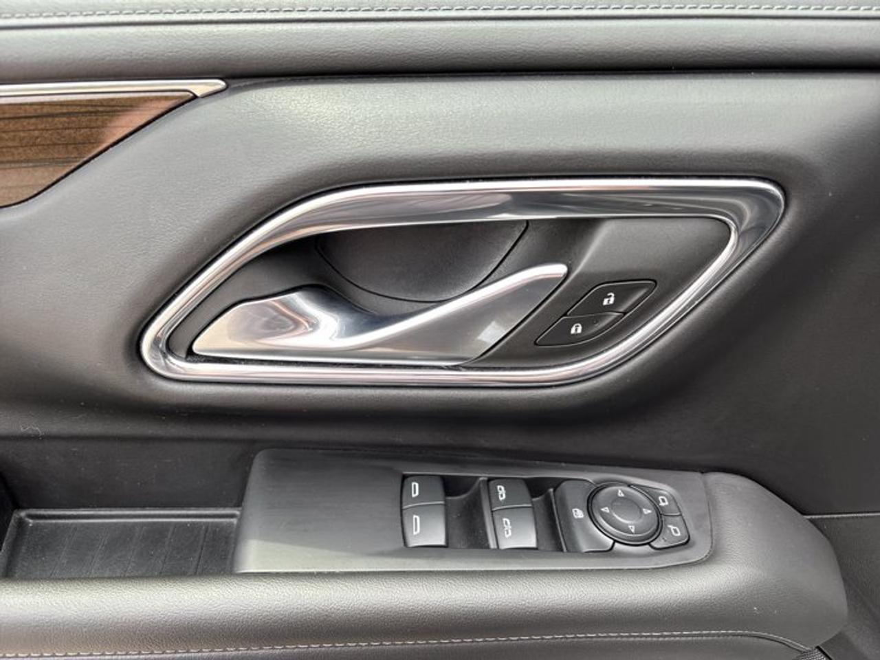 2023 GMC Yukon SLE 4WD | No Accidents Photo