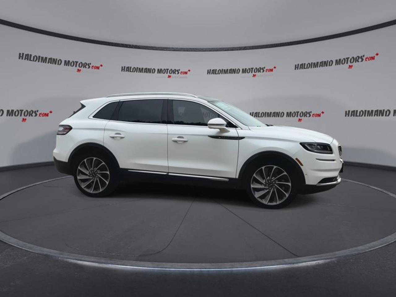 2022 Lincoln Nautilus Reserve AWD | 2.7T V6 | No Accidents | Vent. Front Seats | 360 Camera Photo