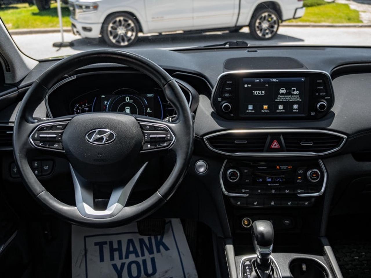 2020 Hyundai Santa Fe Luxury Photo2
