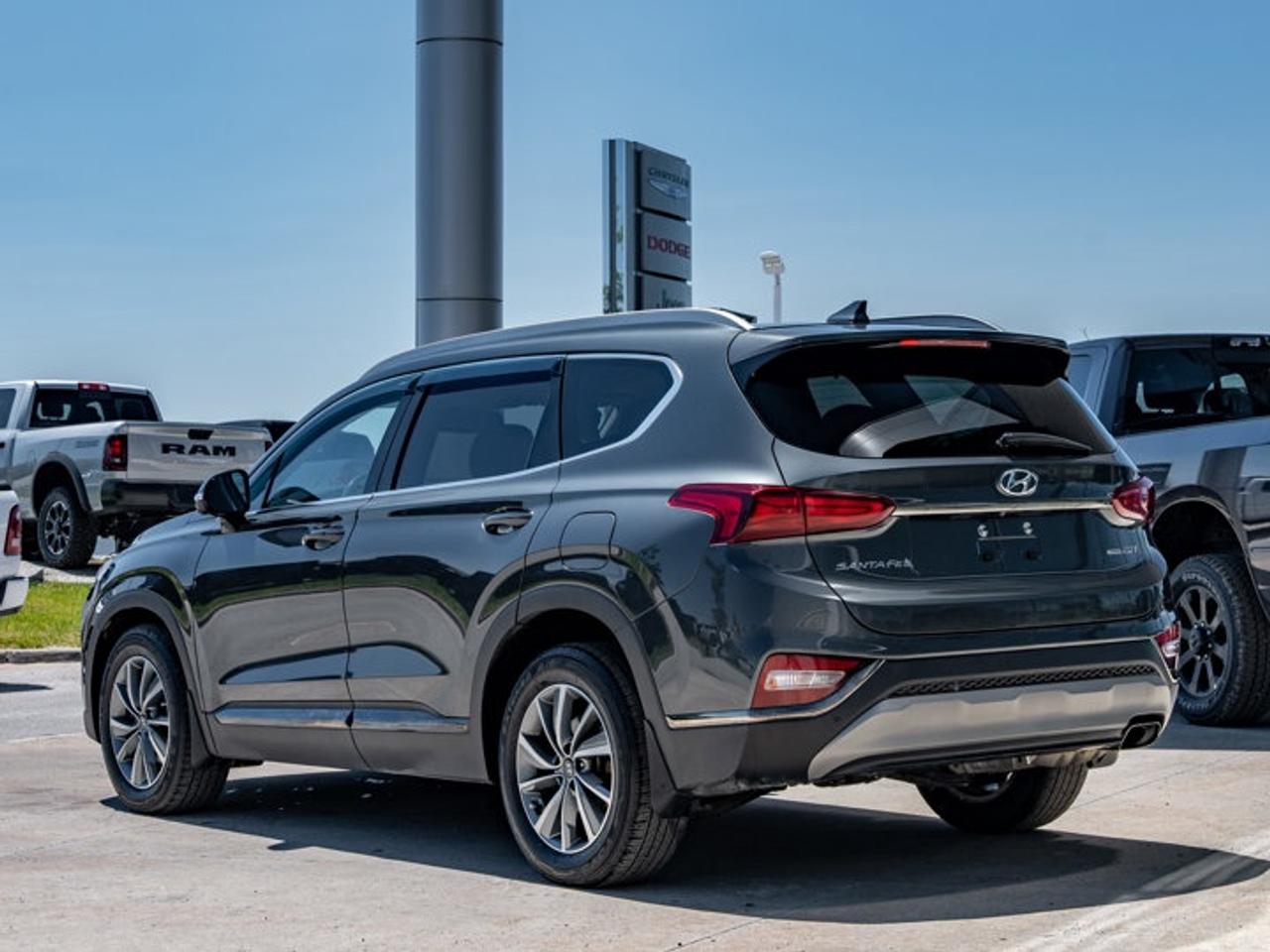 2020 Hyundai Santa Fe Luxury Photo