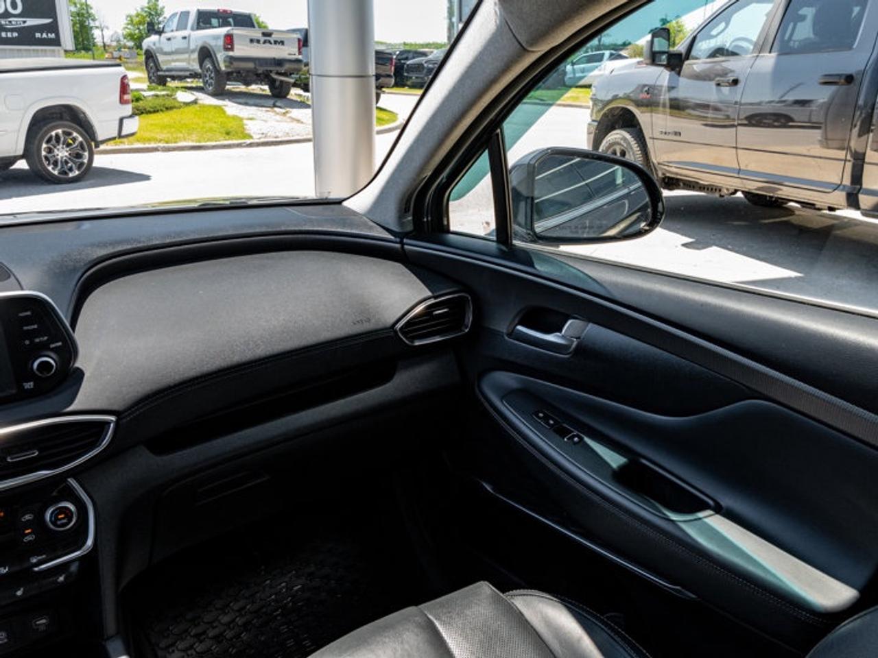 2020 Hyundai Santa Fe Luxury Photo