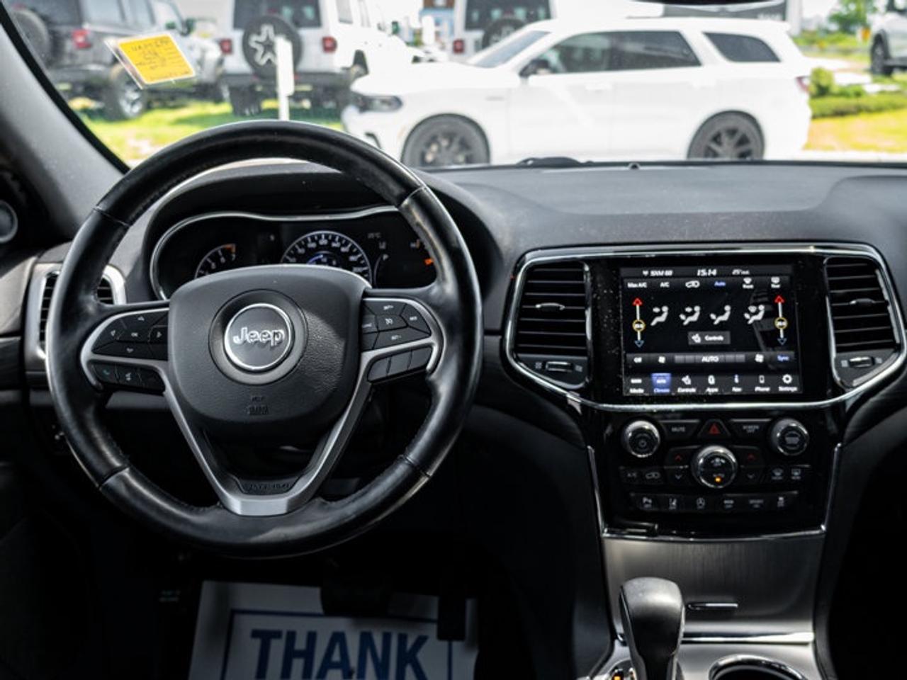 2021 Jeep Grand Cherokee Laredo Photo