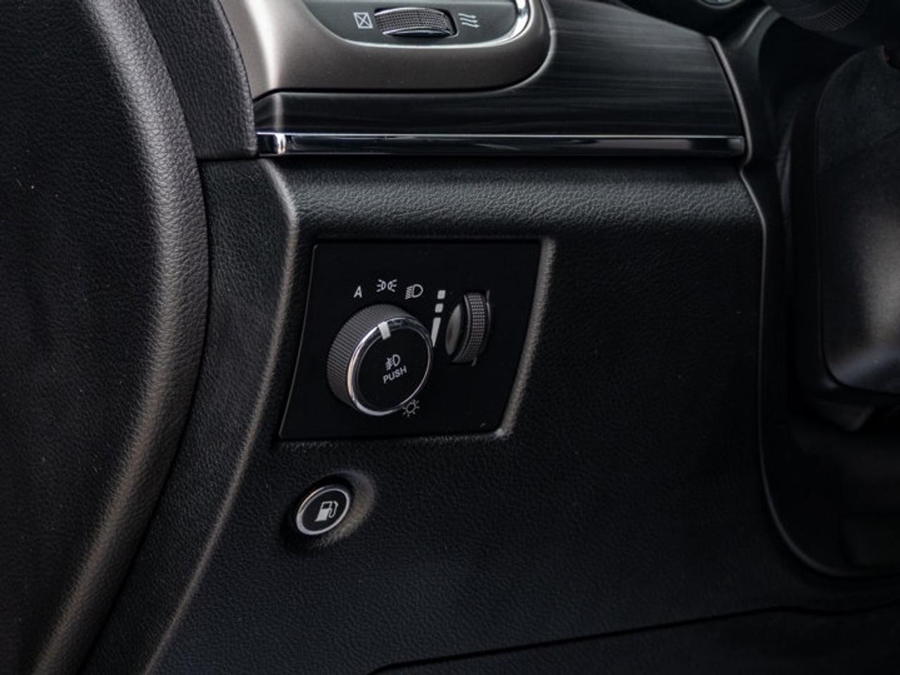 2022 Jeep Grand Cherokee WK Limited Photo