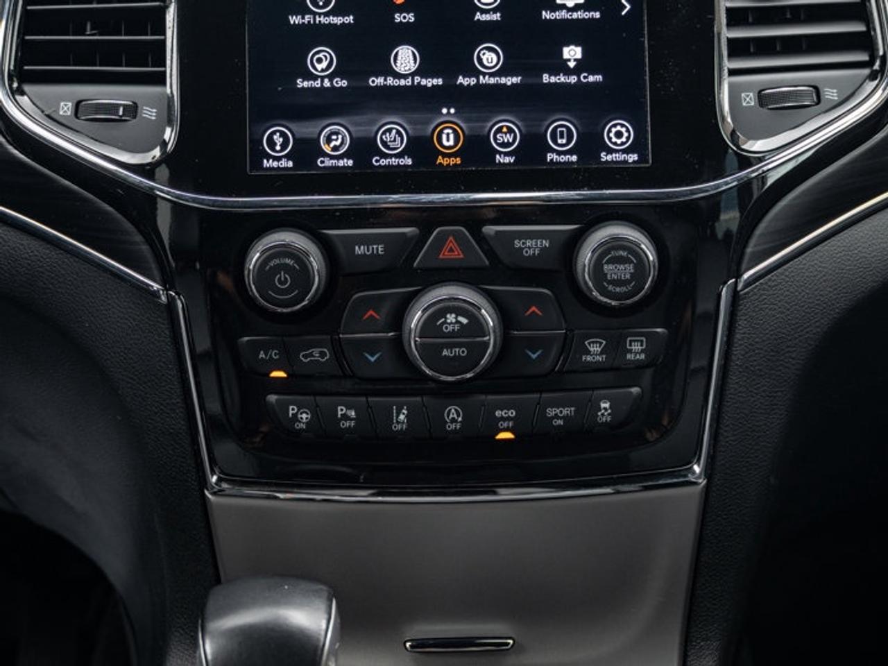 2022 Jeep Grand Cherokee WK Limited Photo
