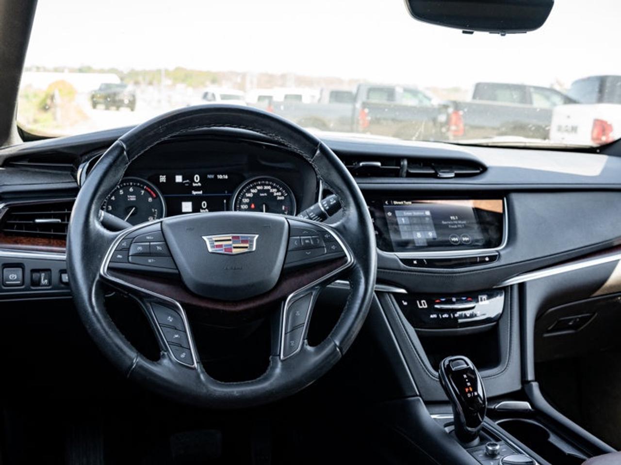 2022 Cadillac XT5 AWD Premium Luxury Photo