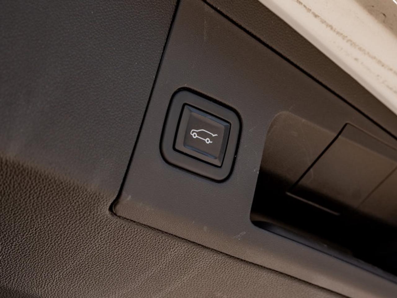 2022 Cadillac XT5 AWD Premium Luxury Photo