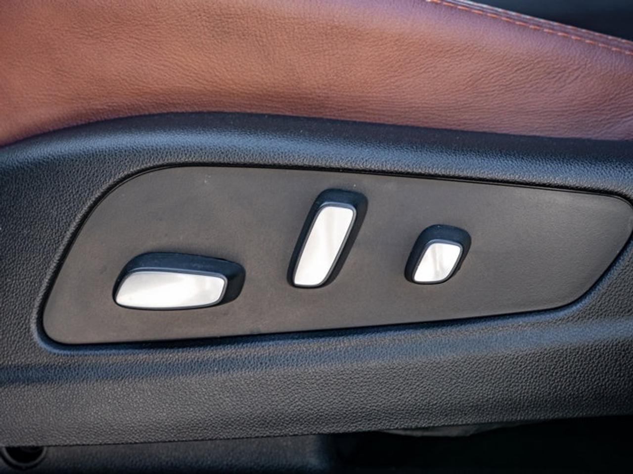2022 Cadillac XT5 AWD Premium Luxury Photo