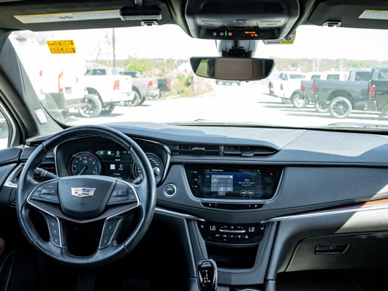 2022 Cadillac XT5 AWD Premium Luxury Photo
