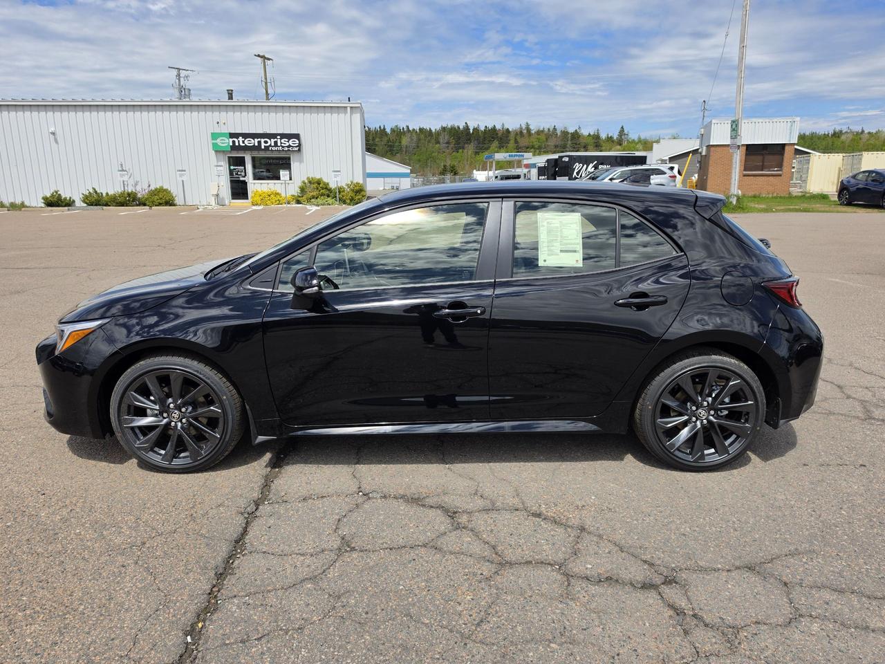 2026 Toyota Corolla SE Upgrade Photo1