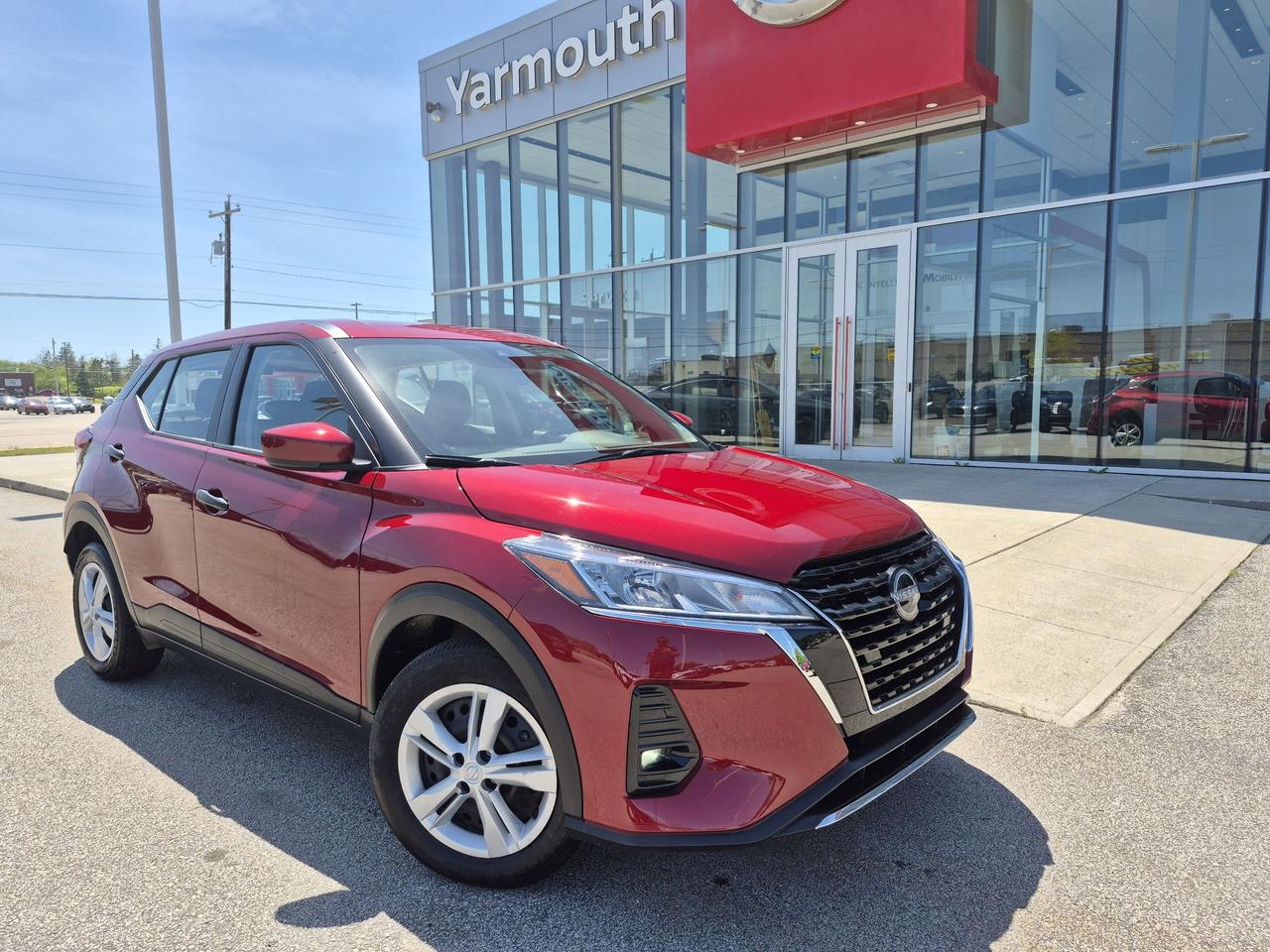 2025 Nissan Kicks Play 