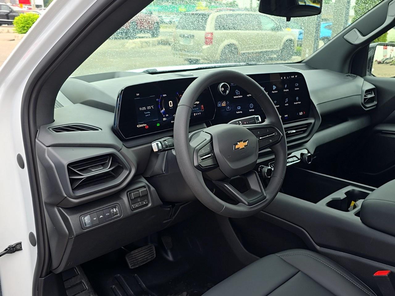 2026 Chevrolet Silverado EV e4WD Crew Cab Max Range Work Truck Photo