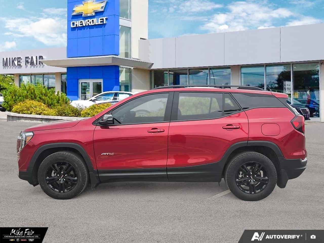 2023 GMC Terrain AWD AT4 Photo2