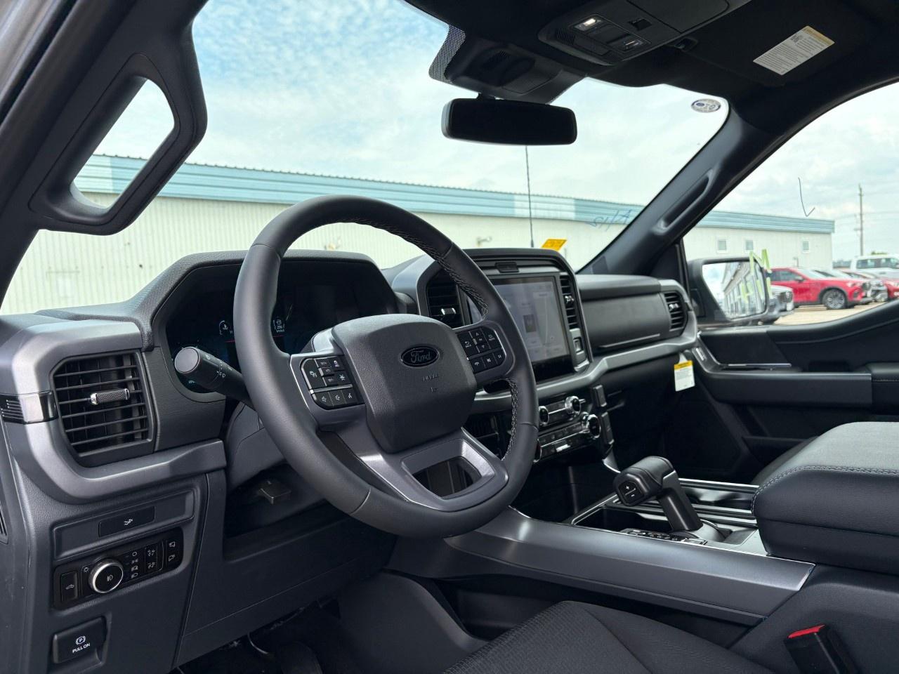 2026 Ford F-150 XLT 4WD SuperCrew 5.5' Box Photo