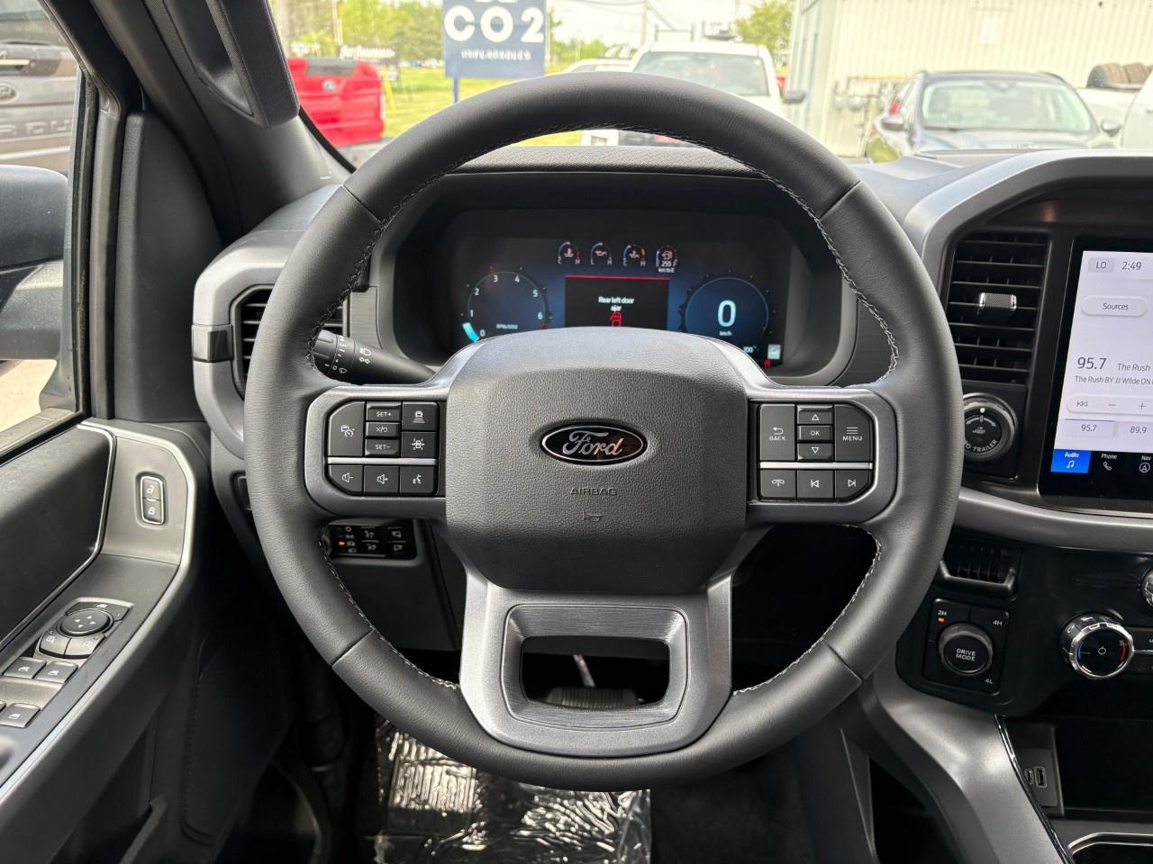 2026 Ford F-150 XLT 4WD SuperCrew 5.5' Box Photo