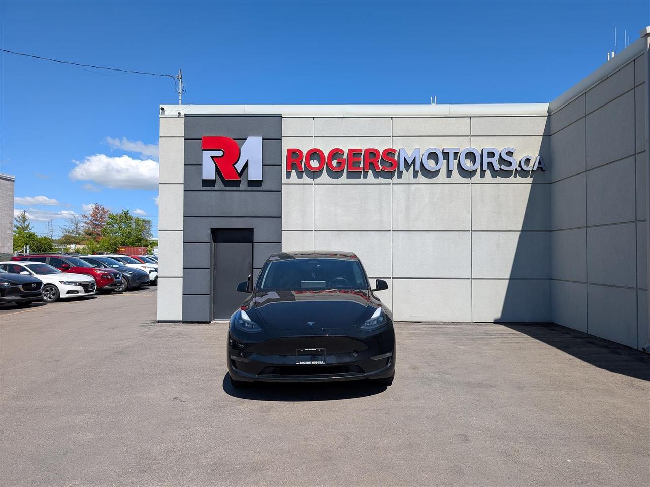 2023 Tesla Model Y LONG RANGE AWD - DUAL MOTOR Photo4